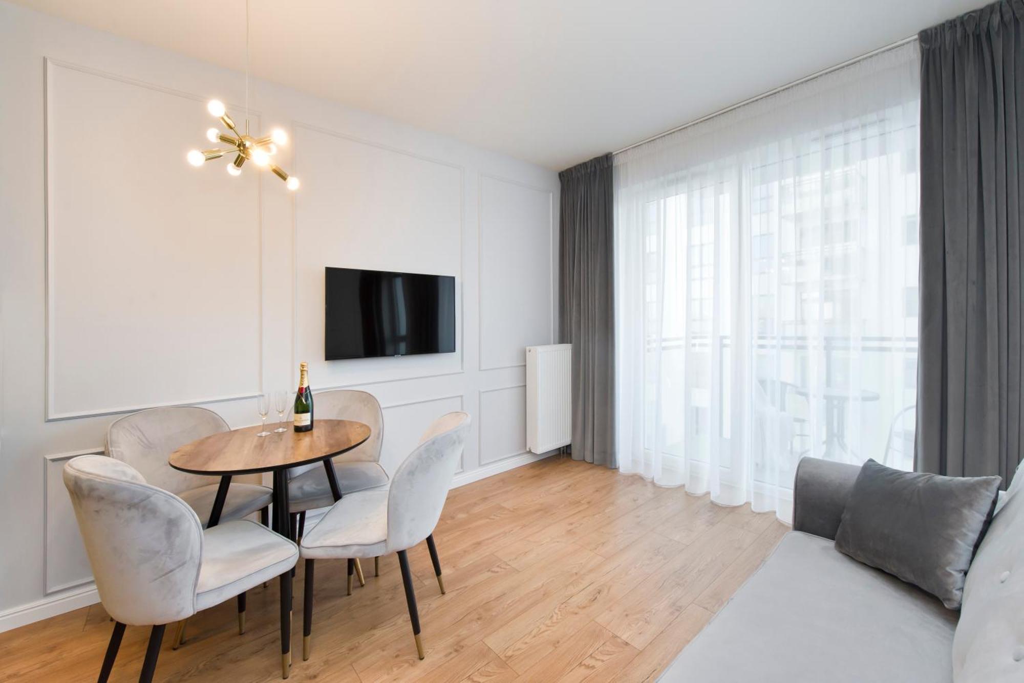Bastion Wałowa By Q4apartments - Old Town *